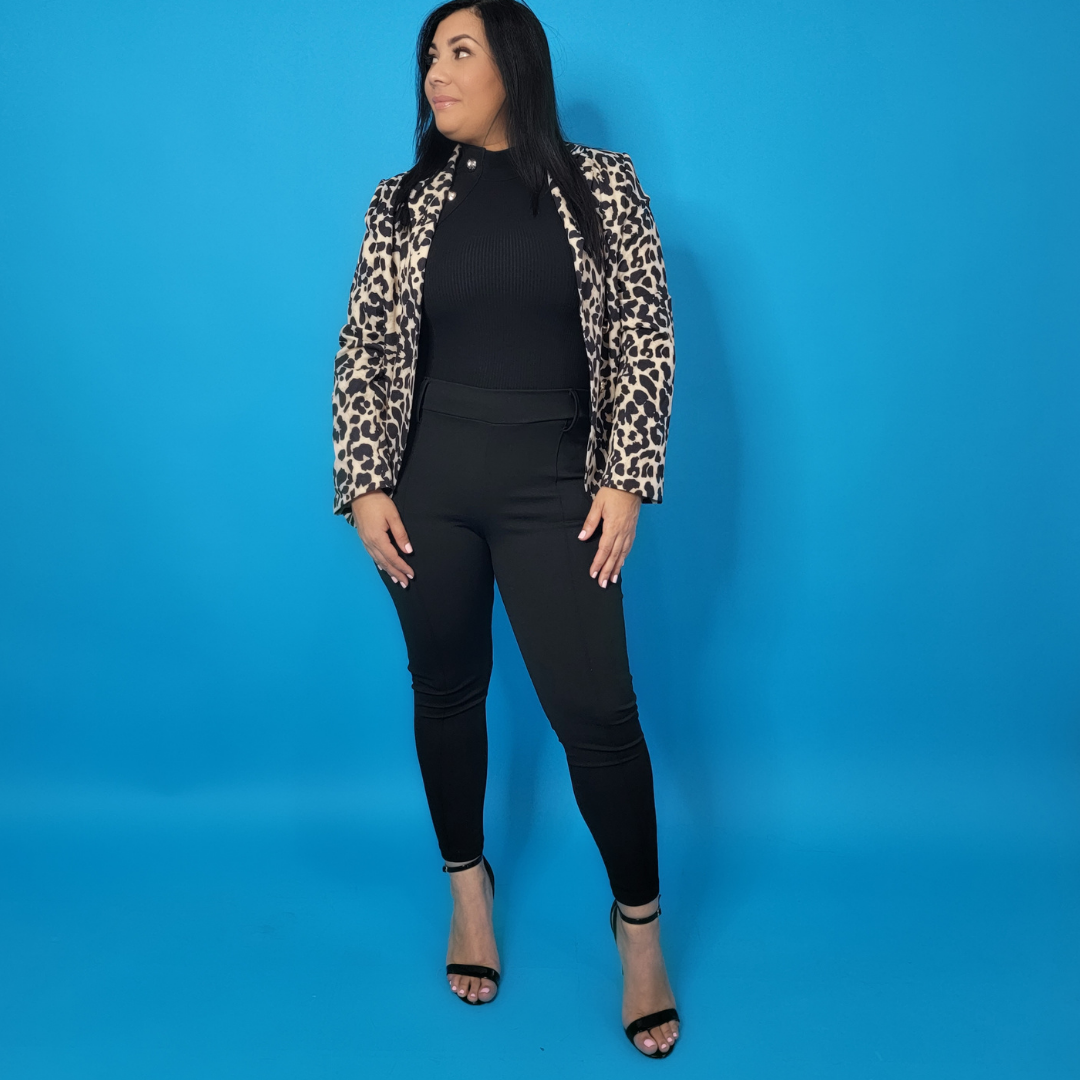 Daila Animal Print Long Sleeve Blazer